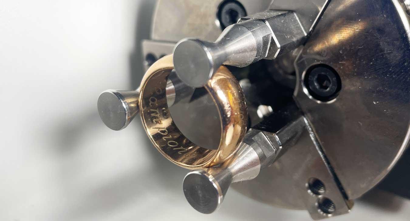 Ring engraving